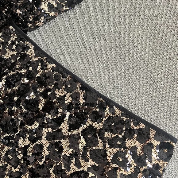 Cache Sequin Skirt and top- Animal Print - Picture 5 of 15